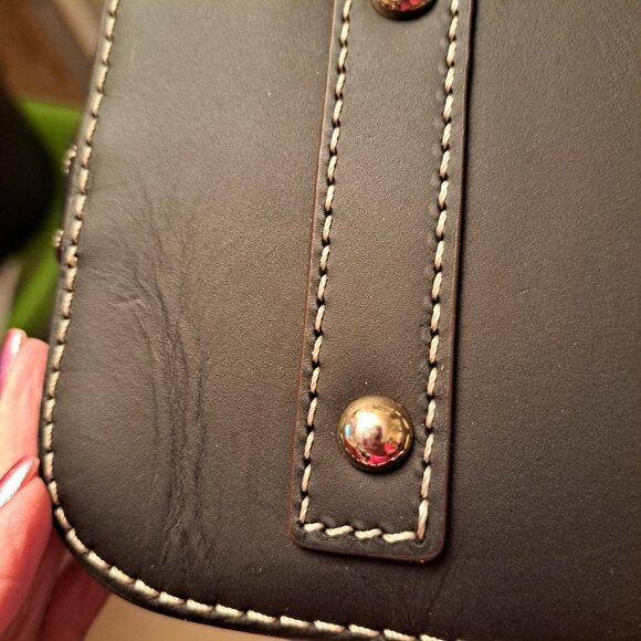 EUC Dooney and Bourke Beacon Zip Top Tote - Smooth Leather - Picture 7 of 13